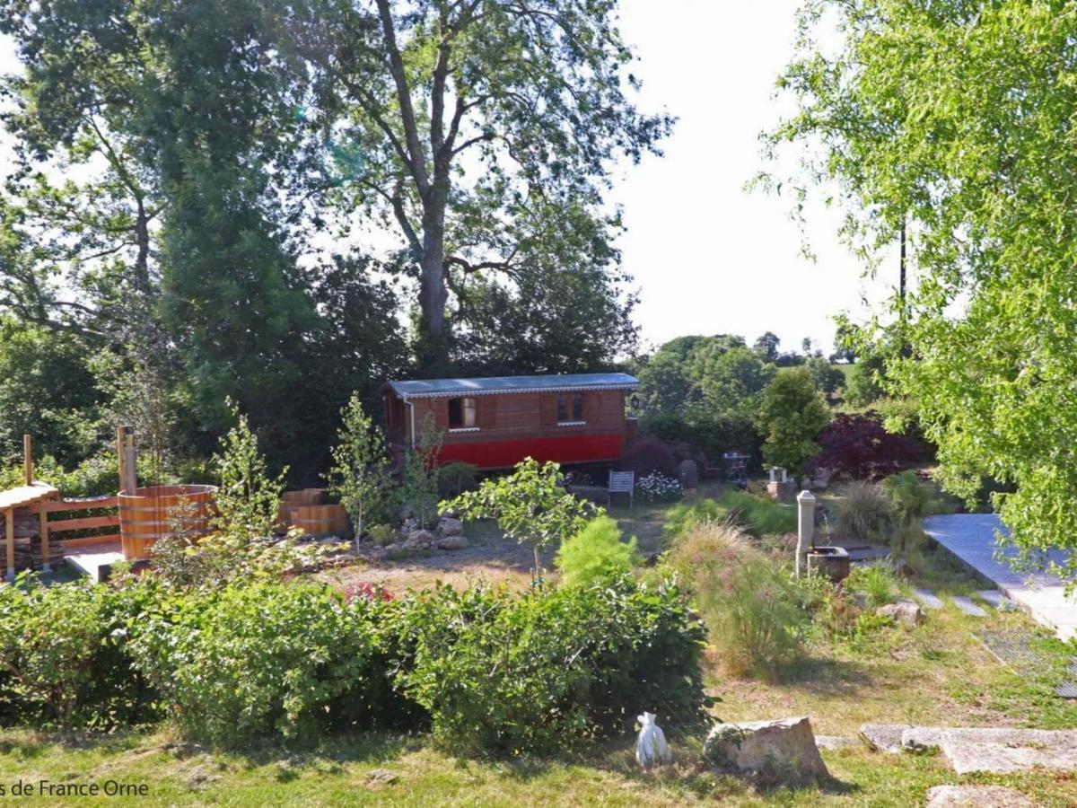 La Lande-de-Goult Maison Isolee Avec Spa Nordique, Piscine Et Jardin Privatif Au Coeur De La Nature - Fr-1-497-116ヴィラ エクステリア 写真