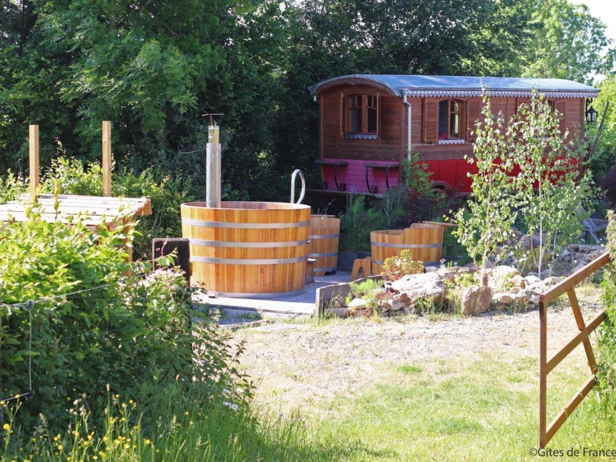 La Lande-de-Goult Maison Isolee Avec Spa Nordique, Piscine Et Jardin Privatif Au Coeur De La Nature - Fr-1-497-116ヴィラ エクステリア 写真